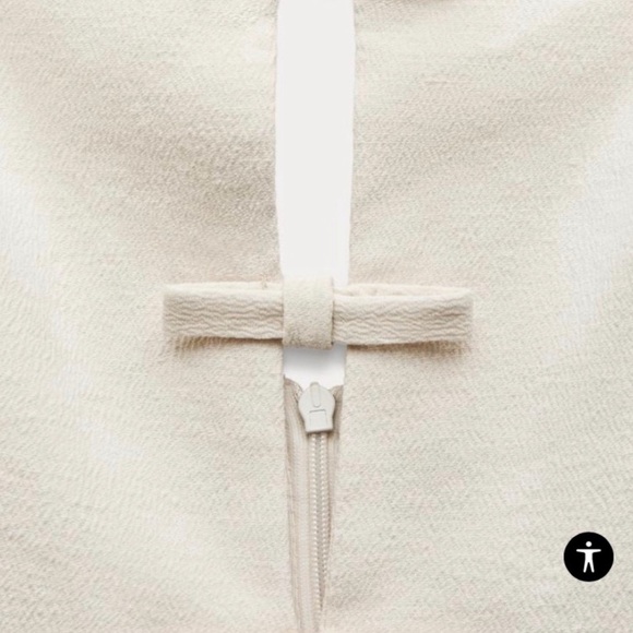 Zara Elegant Cream Maxi Dress with Adjustable Straps - Picture 4 of 5